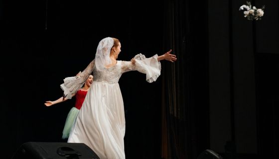 Спектакль «Жениться нельзя расстаться»