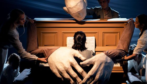 Спектакль «Сирень. История любви Рахманинова»