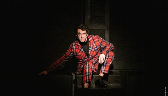 Спектакль «За белым кроликом»