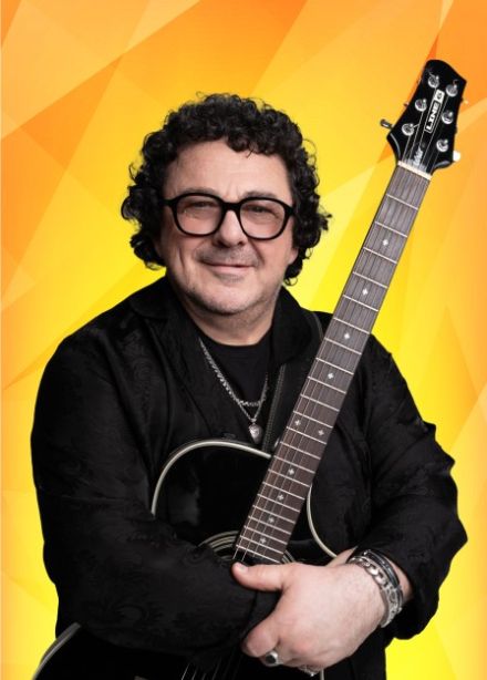 Игорь Саруханов