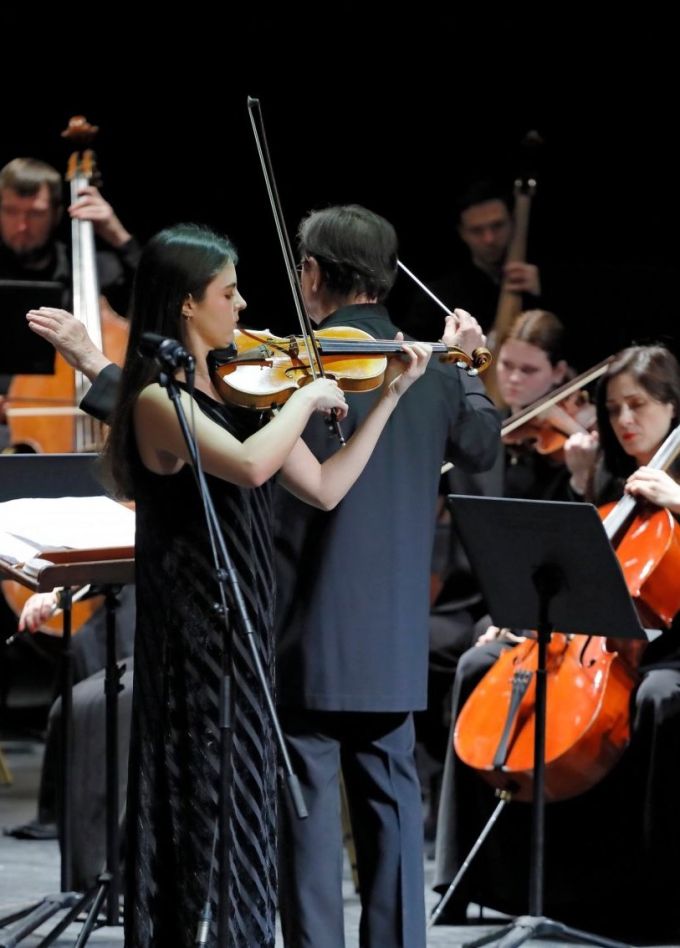 Концерт «Симфонический Queen»