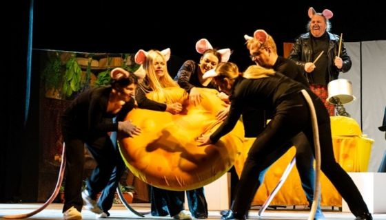 Спектакль «Все мыши любят сыр»