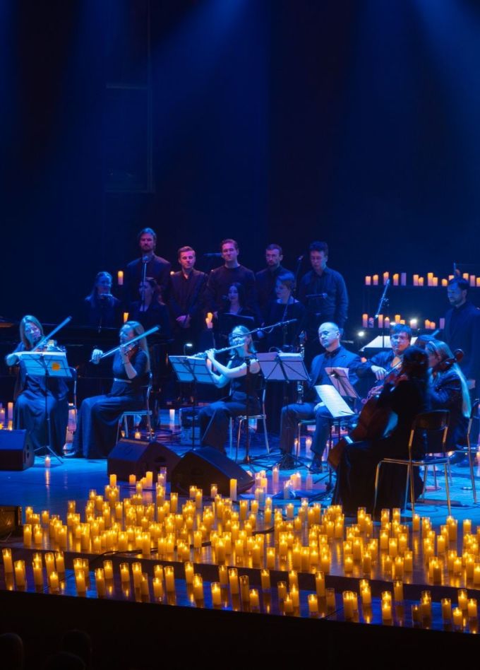 Neo Classic Orchestra. Мировые хиты неоклассики. 3000 свечей и хор