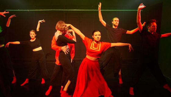 Пластический спектакль «Фам. Истории великих женщин»