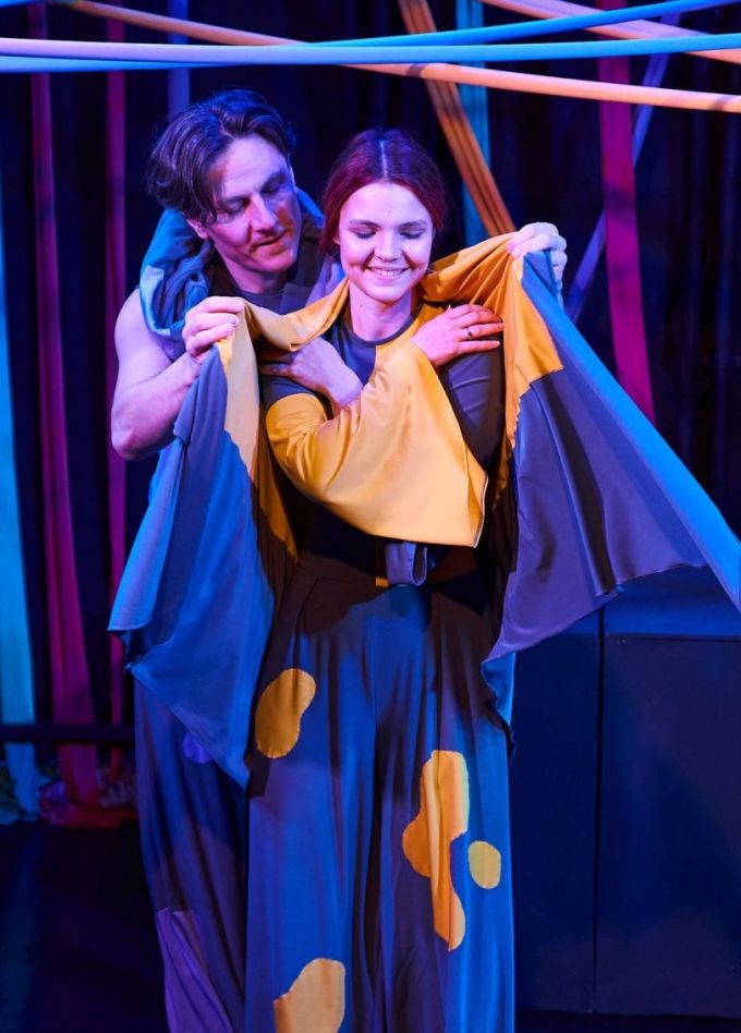 Спектакль «Пока мы здесь»