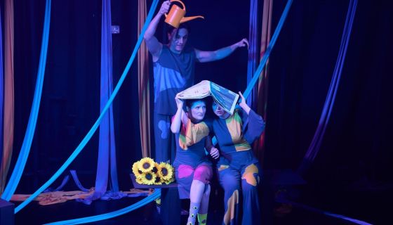 Спектакль «Пока мы здесь»