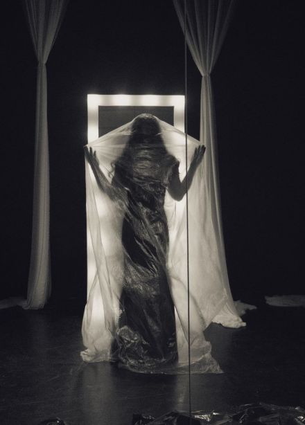 Спектакль «Пьеса, которую нельзя называть»