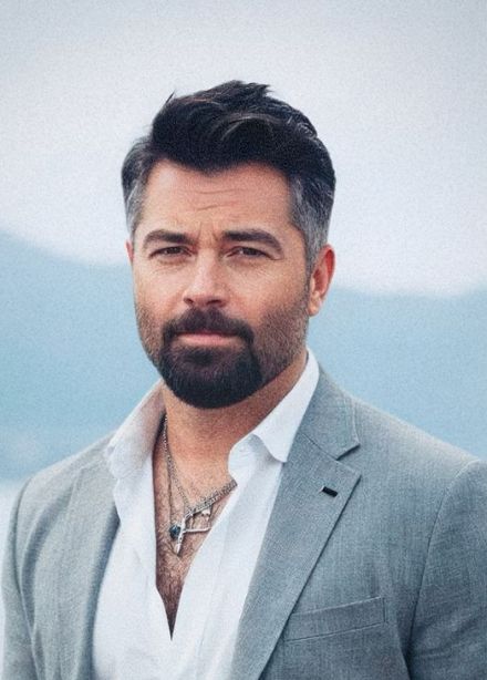 Алексей Чумаков